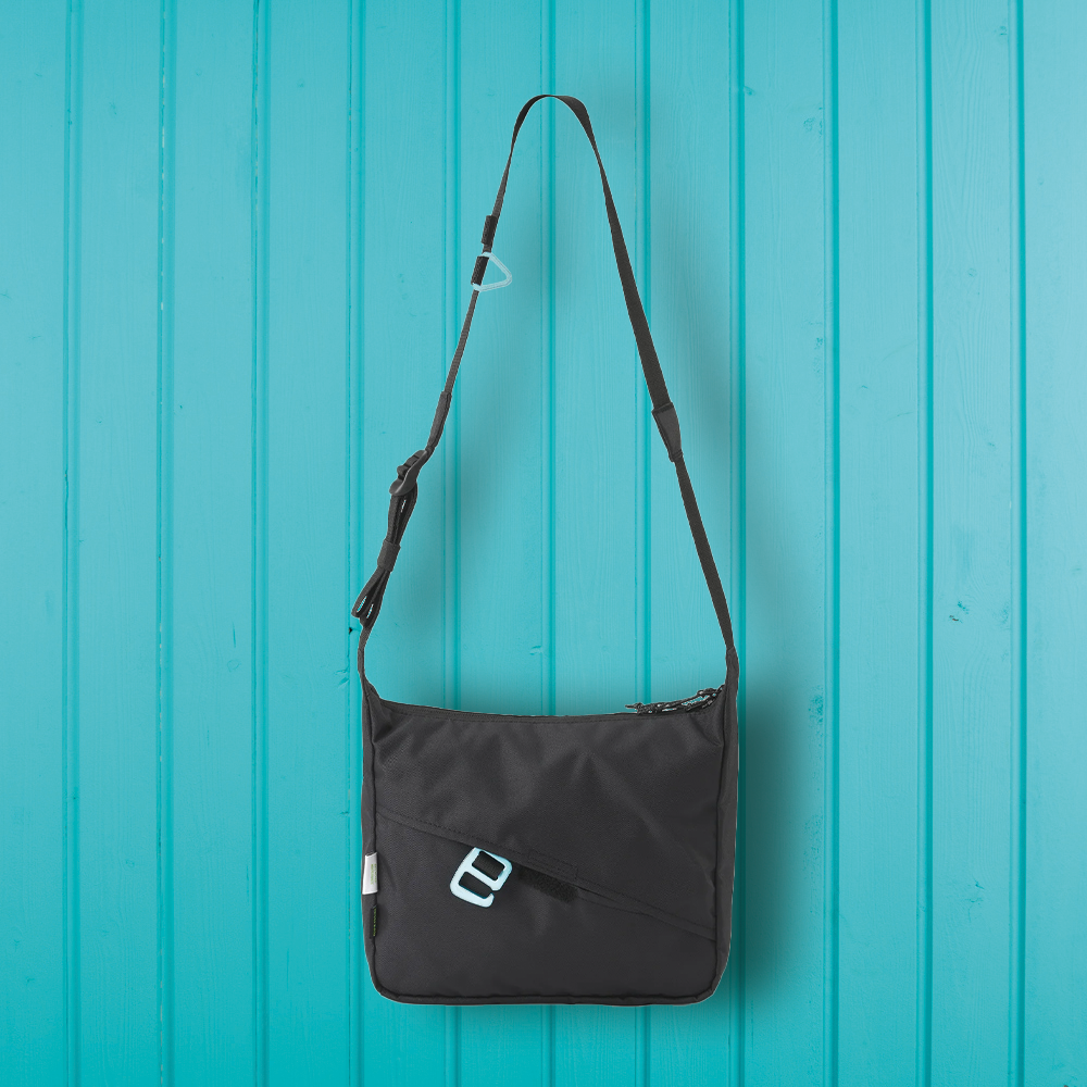 Aevor Utility Sacoche Black